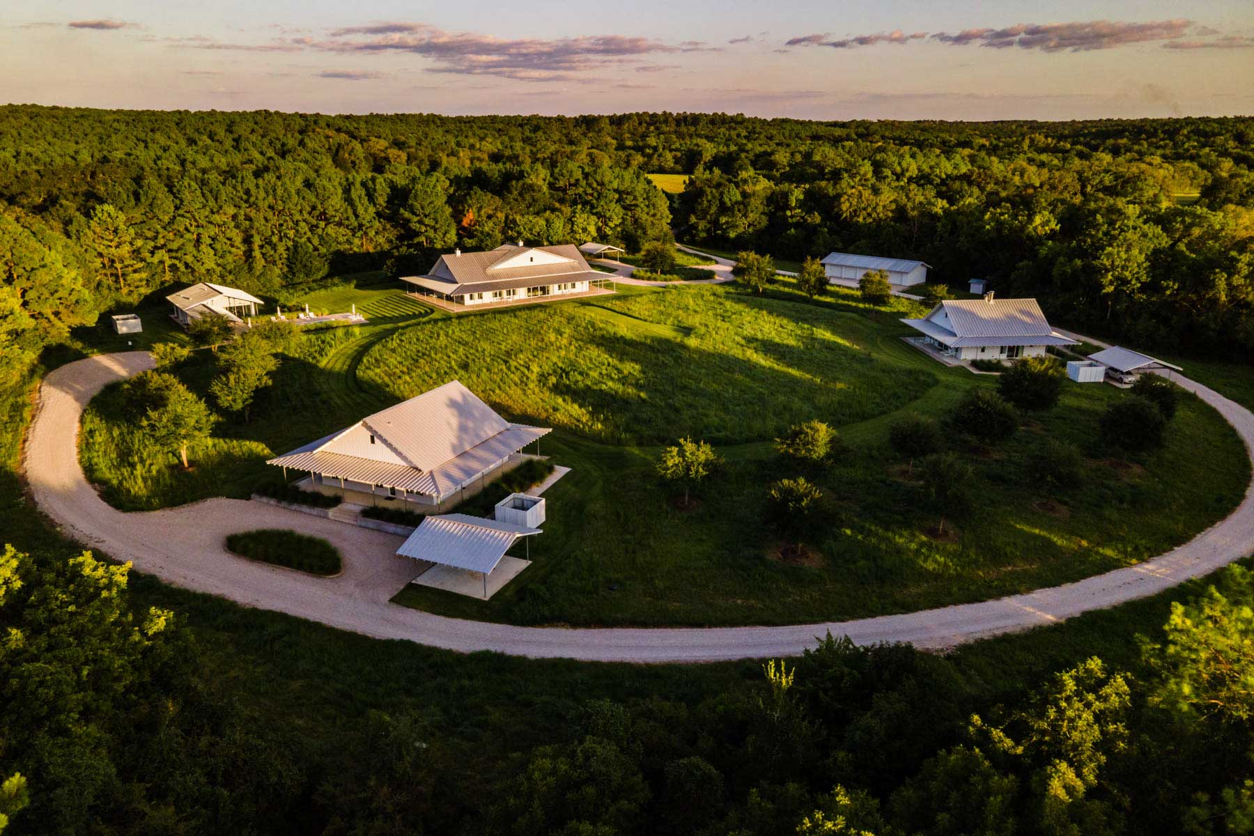 The Whitehall Ranch - Deitra Robertson Real Estate